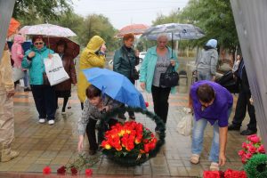 Астраханские патриоты приняли участие в митинге в честь 80-й годовщины 28-Армии (третьего формирования на территории Астрахани)